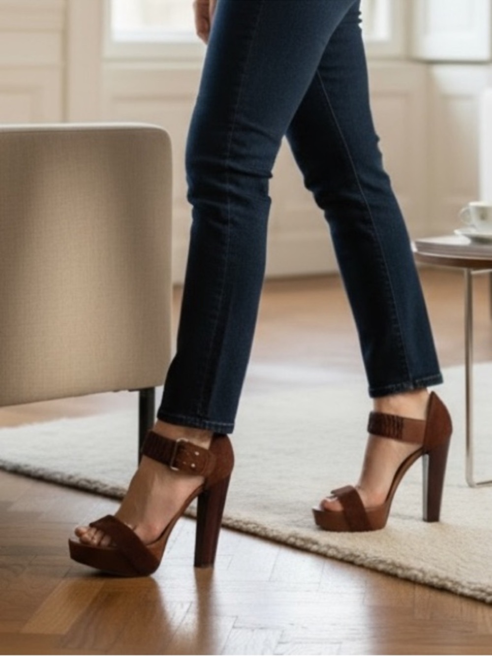 LARARE Brown Braided-Ankle
Platform Heeled Sandals made in Italy.